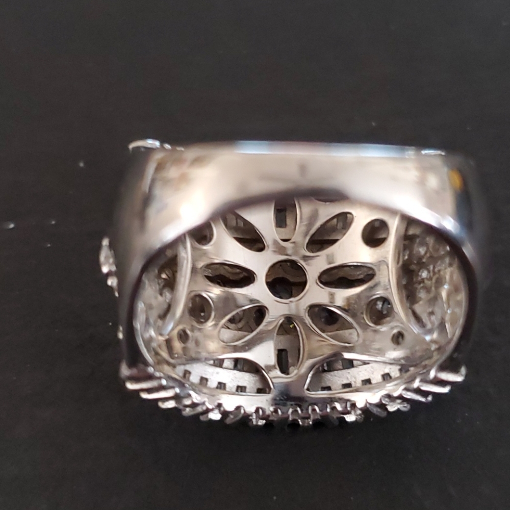BELA LUCE 925 S.S. FAUX DIAMOND RING - Picture 3 of 6